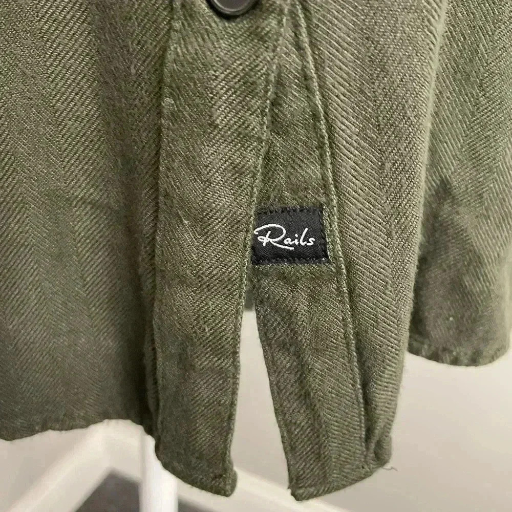 Rails Hunter Olive Black Waves Tie Dye Rayon Button Down Shirt Small - Picture 2 of 7
